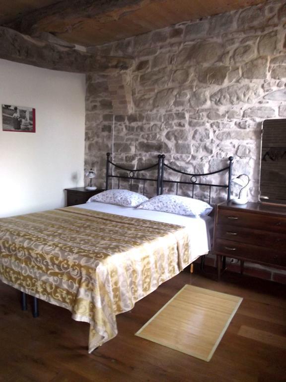 Locanda Dell'Istrice Camerino Kamer foto